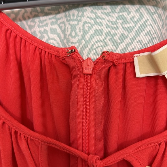 NWT Women’s Michael Kors Medium Cold Shoulder Coral Summer Dress - Picture 7 of 8